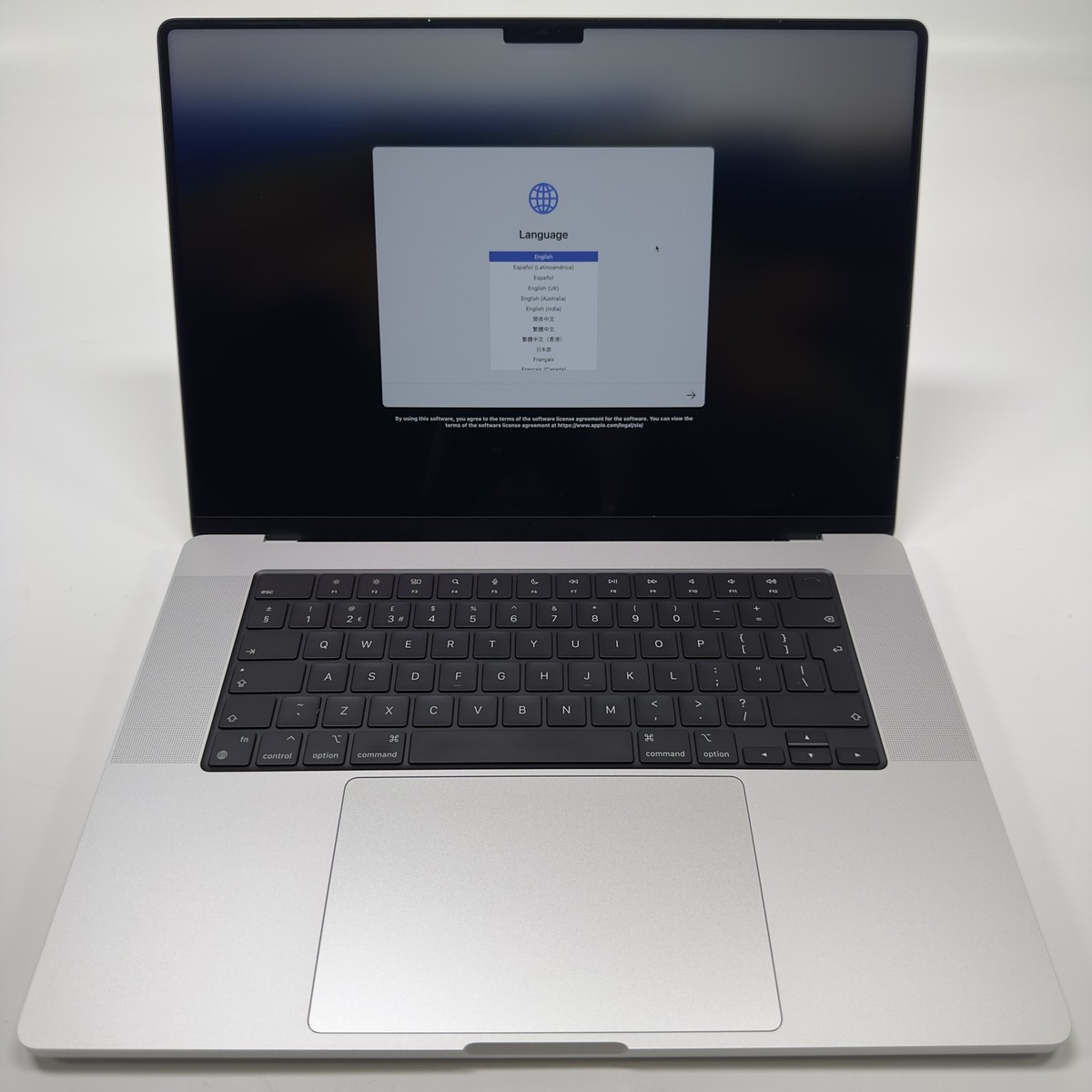 Apple 2021 16