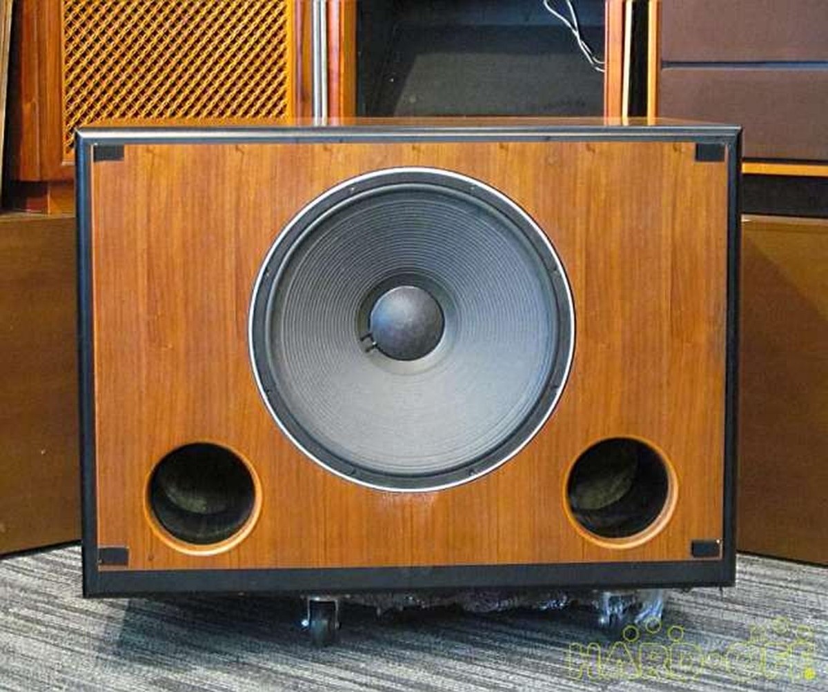 JBL 2245H 18” Subwoofer 1pc Single Unit in Wood Enclosure w/Wood