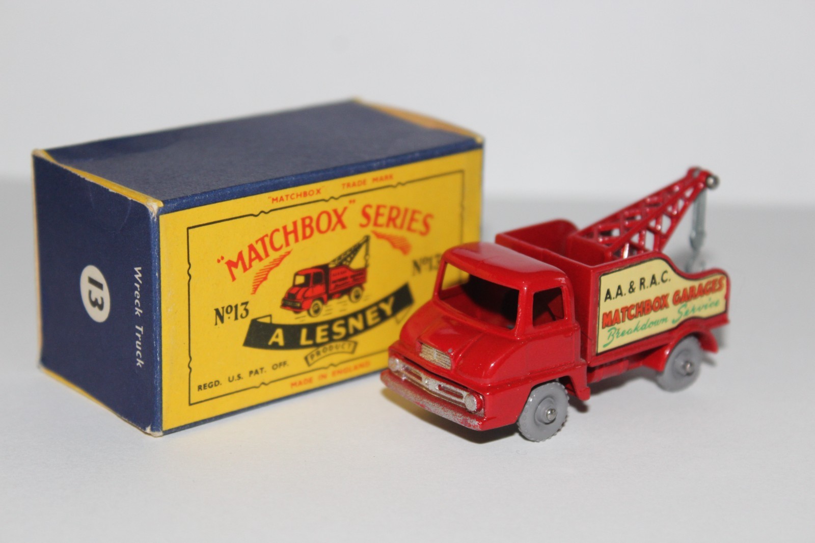 Matchbox 13c, Thames Trader Wrecker - Free Price Guide & Review