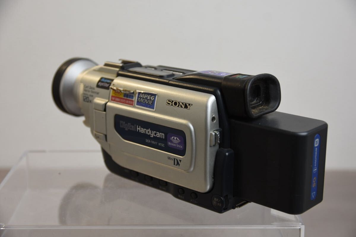 miniDVのダビングに！ SONY ビデオカメラ DCR-TRV20 02 miniDVの