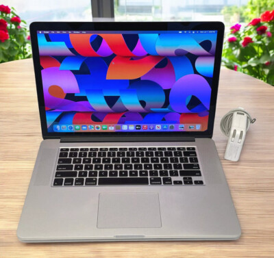 Apple Macbook Pro 15 Inch 2015 Retina - i7 16GB RAM + 512GB SSD