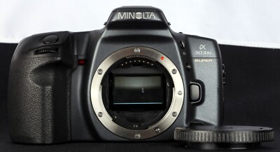 Minolta Alpha 303si Super Quartz Date 35mm Film AF SLR Camera Body