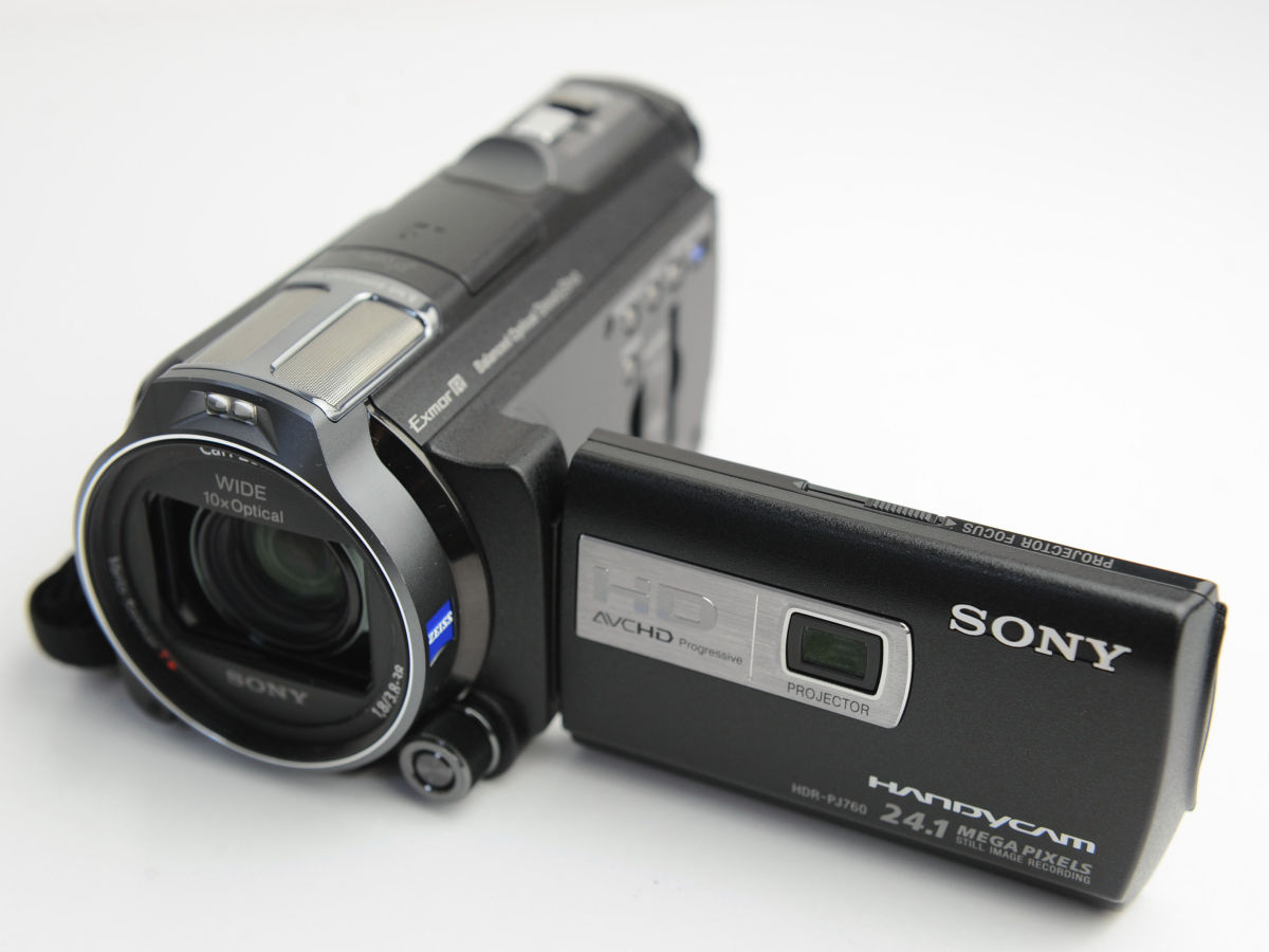 空間光学手ブレ補正の力が10本のムービーでわかるソニー「HDR-PJ760V