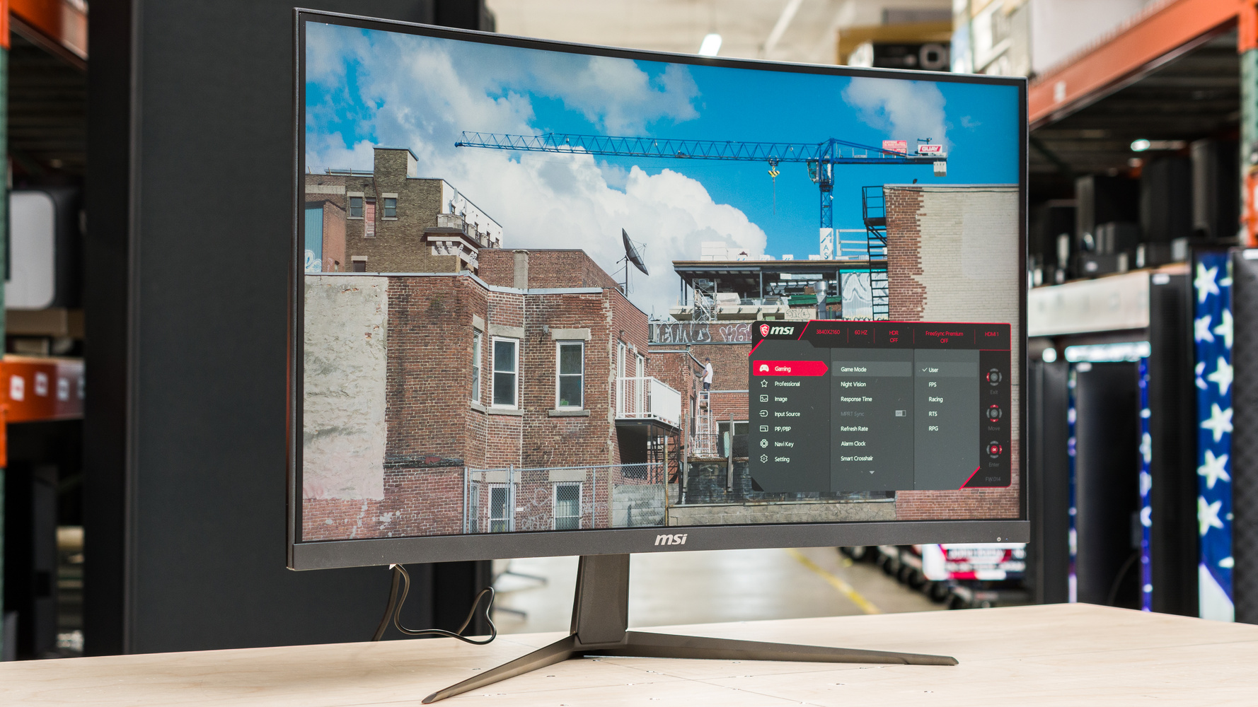 MSI Optix G321CU Review - RTINGS.com