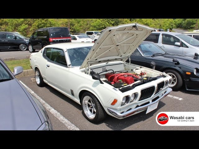 仕上げ中 610 ブルーバードu 2000GT-X サメブル 今見ても美しい