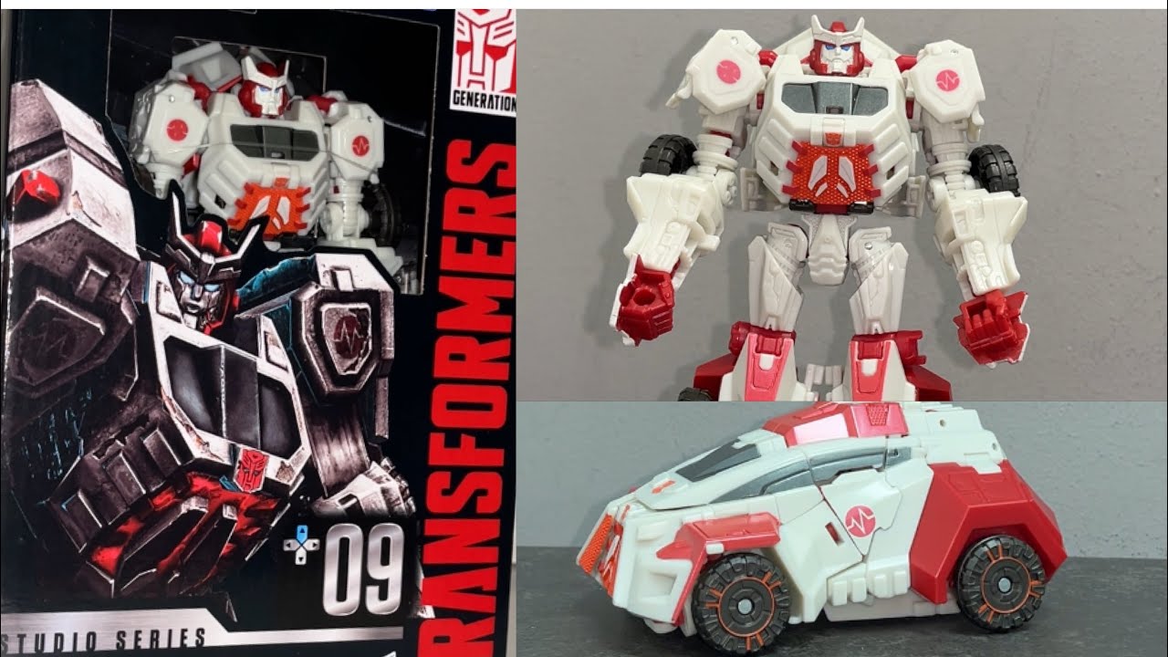 How to transform studio series gamer edition Ratchet. Transformers