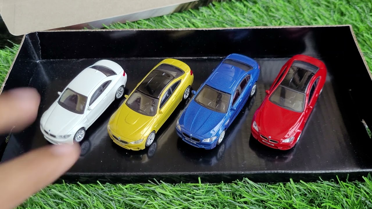 DEALER EDITION BMW M CAR COLLECTION 1/64 #BMW1M #BMWM4 #BMWM5