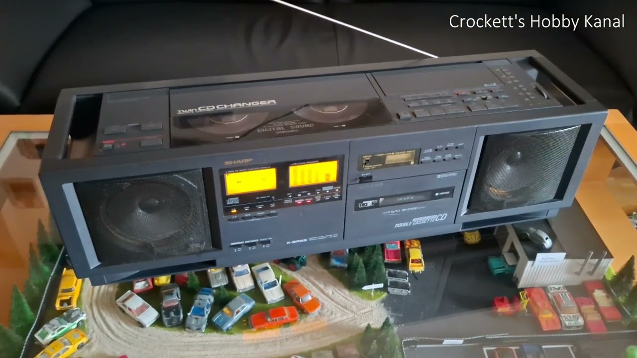 Sharp ZC - D830H (WQ CD83) very rare Boombox (broken speakers) (2
