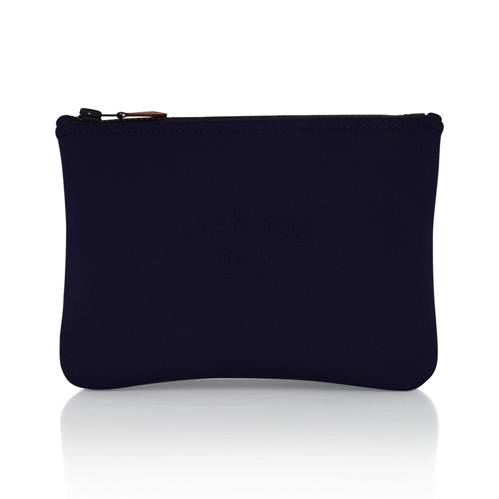 Hermès Neobain Case with Hermès Bain Embossed Logo
