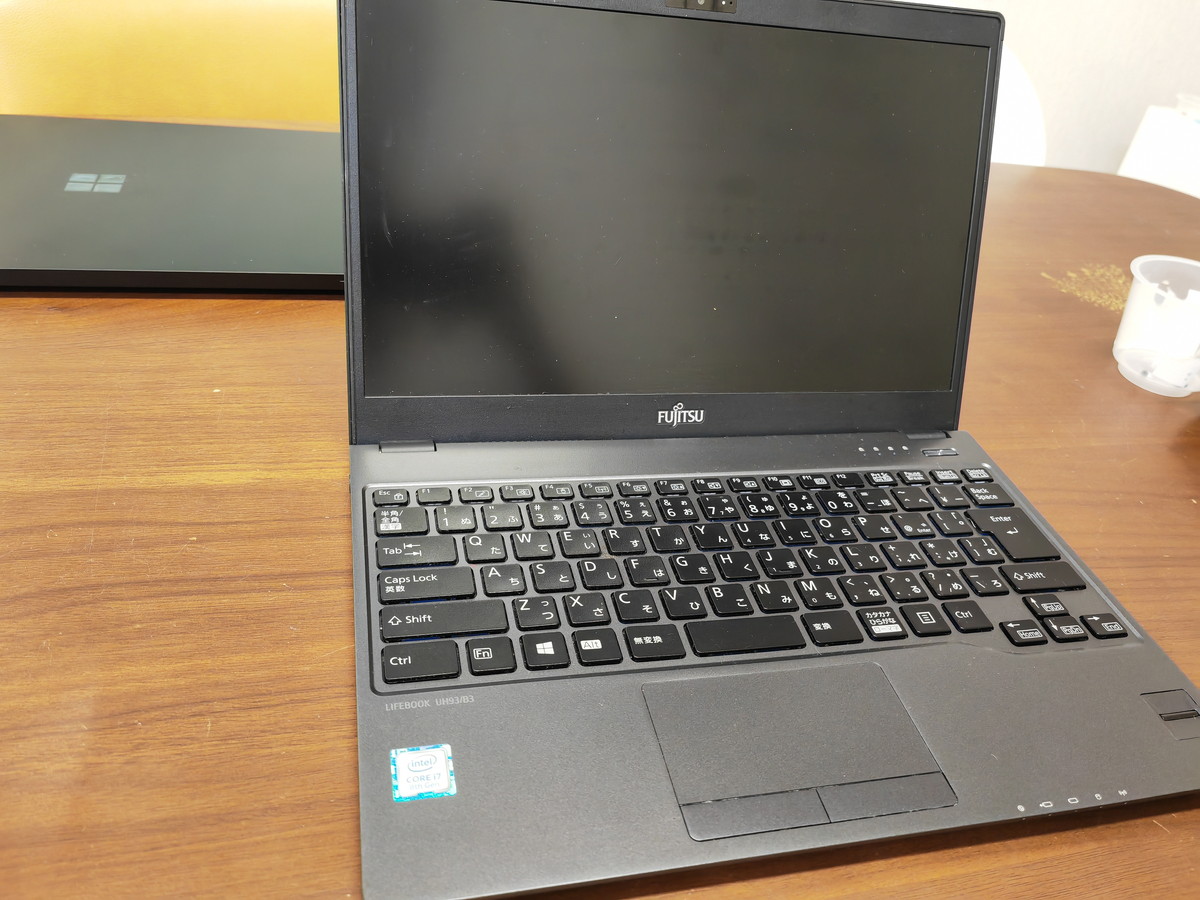 富士通 LIFEBOOK UH93/B3 画面が映らない修理 | パソじゅく