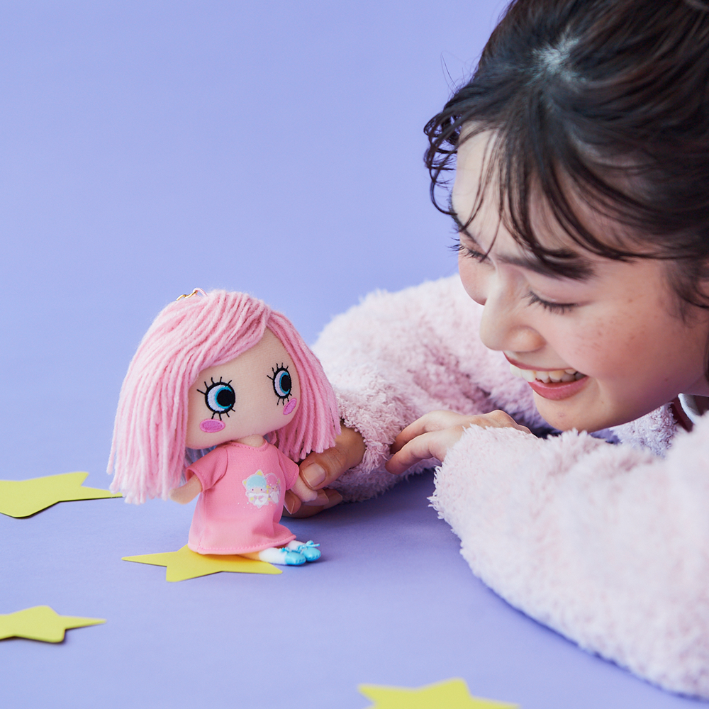 キキ＆ララ50th Anniversary｜HAPPY DOLL（キキ＆ララデザインのピンク