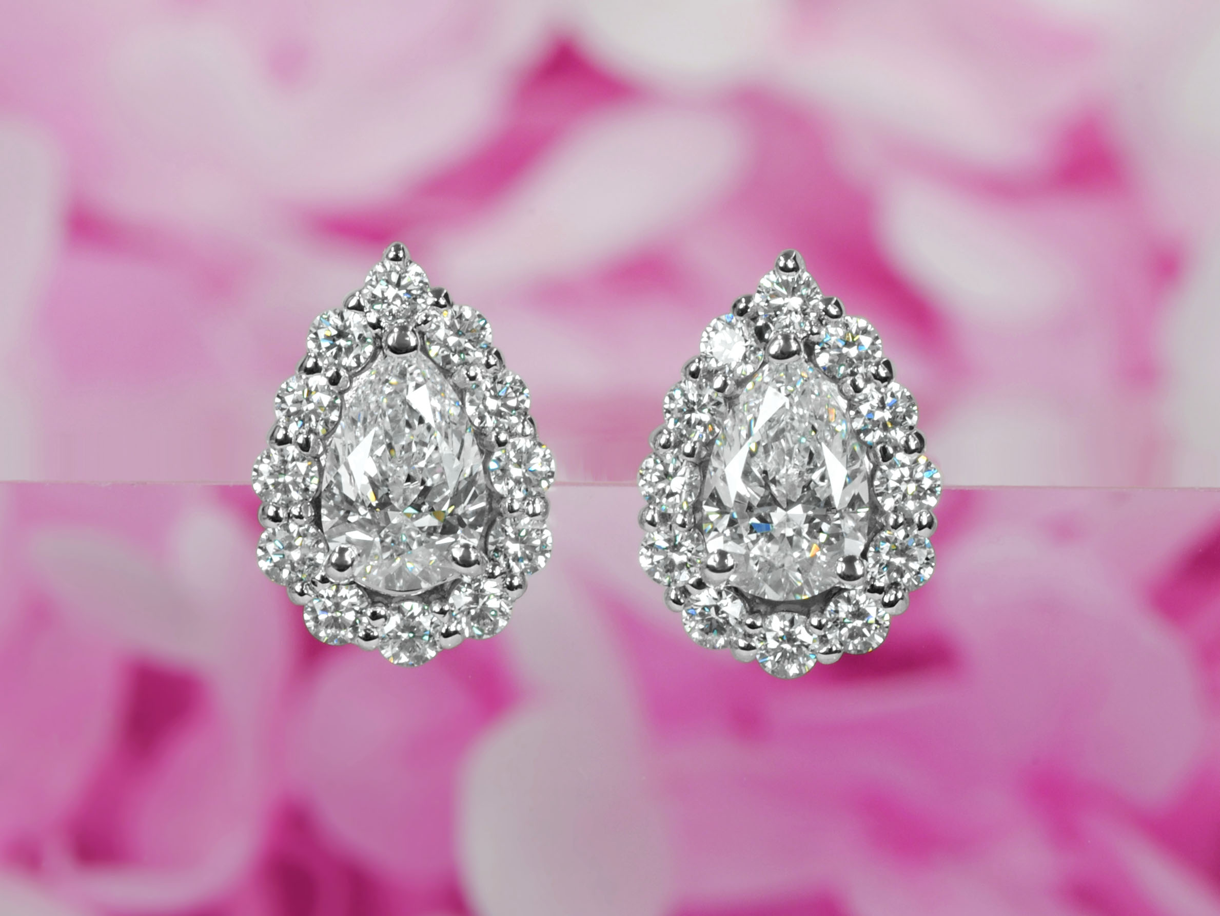 楽天市場】【ペアシェイプピアス】天然ダイヤモンド 0.30ct×0.30ct D