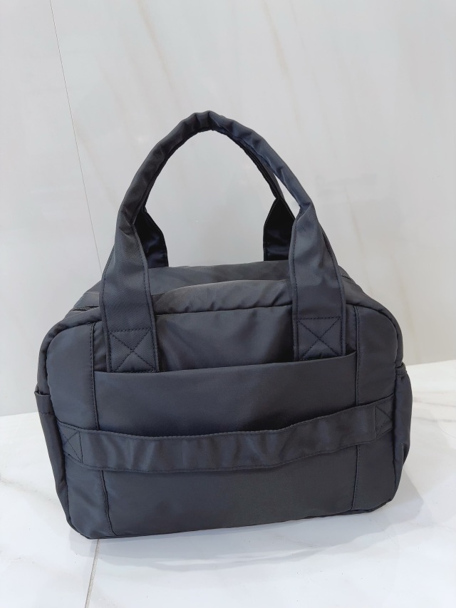 selva secreta】Bucket tote bag(black)