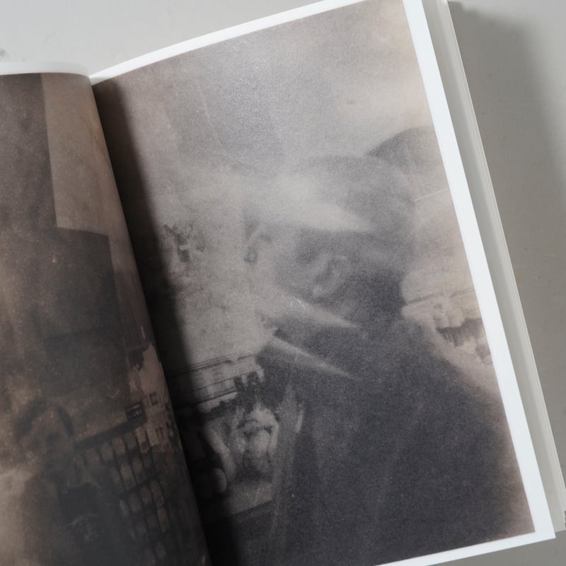 CATEGORY ー portrait | bookobscura｜写真集専門書店｜写真家によ