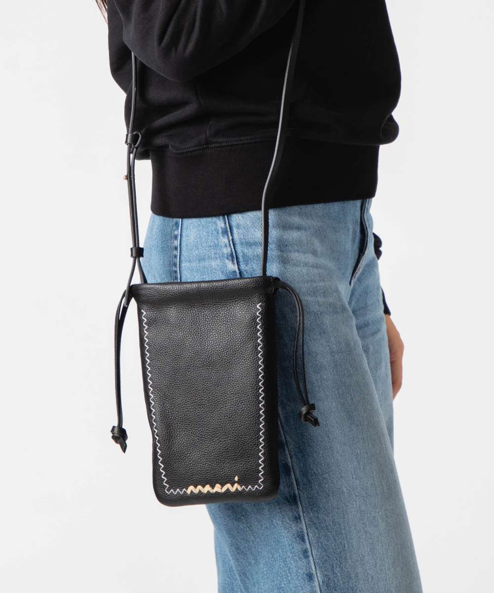 マルニ MARNI CROSS BODY PHONE HOLDER クロスボディ フォーン