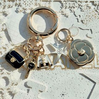 CHANEL（チャーム）のフリマアイテム一覧