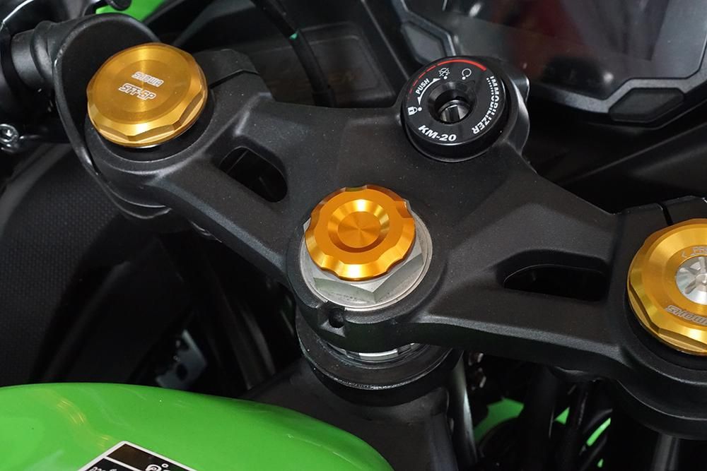 NINJA ZX-25R ZX-4R ステムナットキャップ 緑 SNIPER スナイパー
