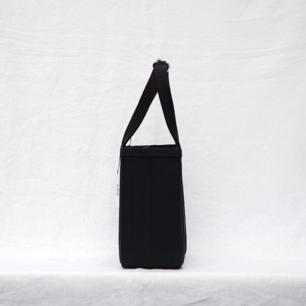 CHACOLI / Frame Tote