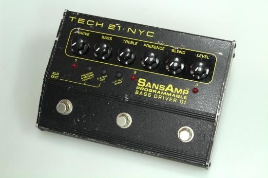TECH21 SANSAMP Programmable Bass Driver DI - Geek IN Box