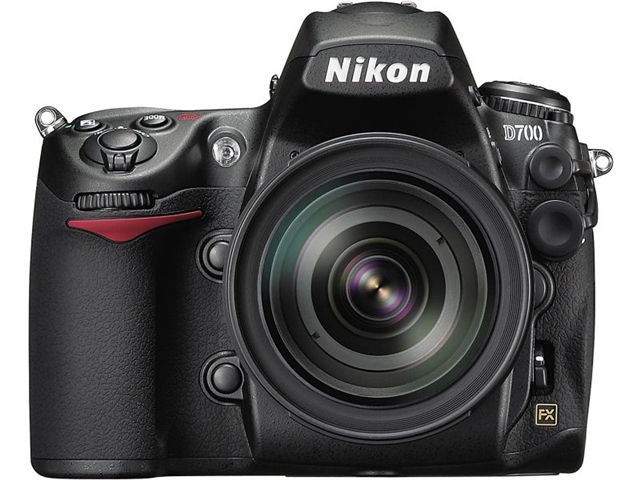 ニコン D700 レンズキット 価格比較 - 価格.com