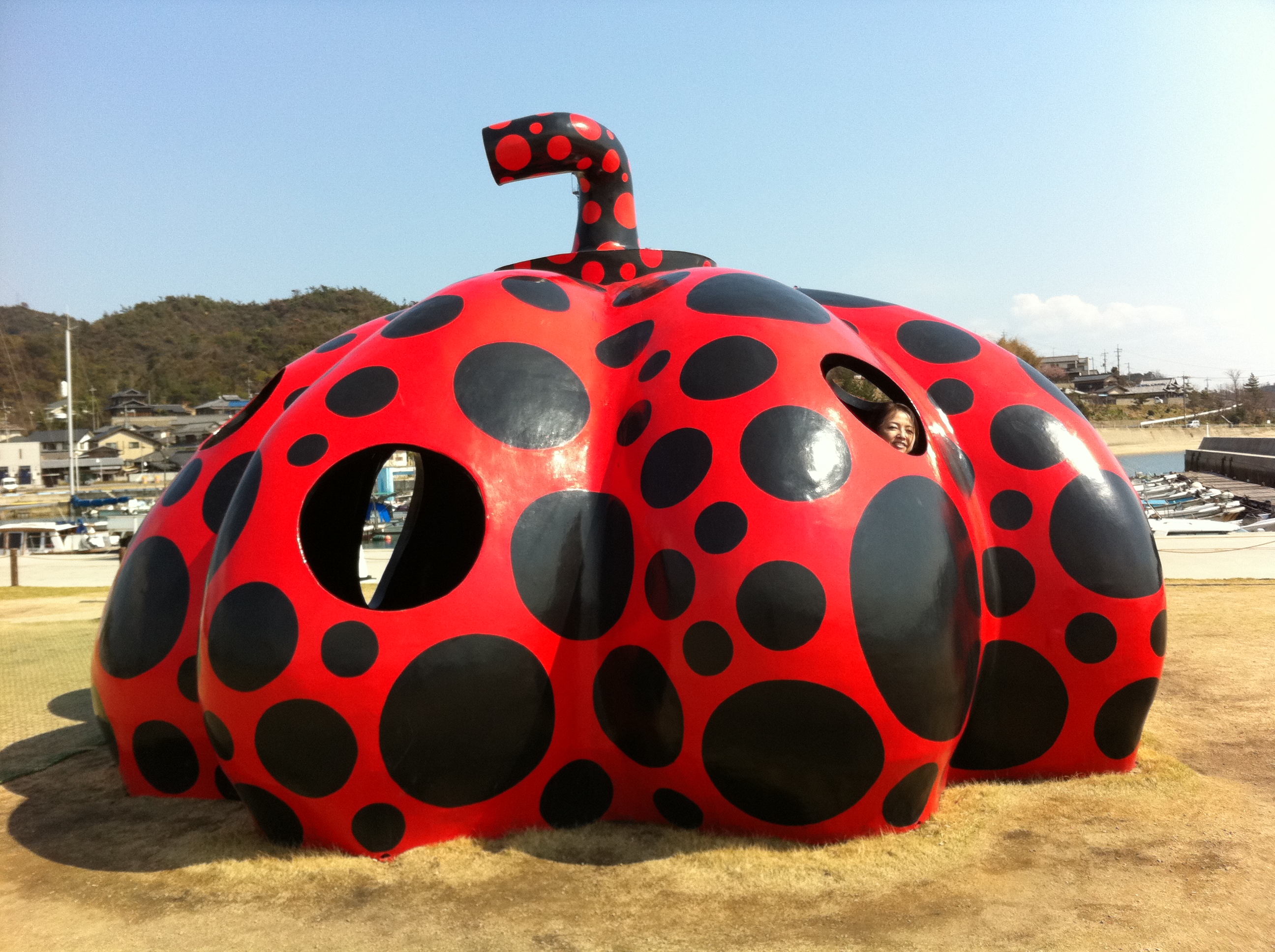 新品 草間彌生 かぼちゃ 直島 限定 オブジェ レッド 赤 パンプキン