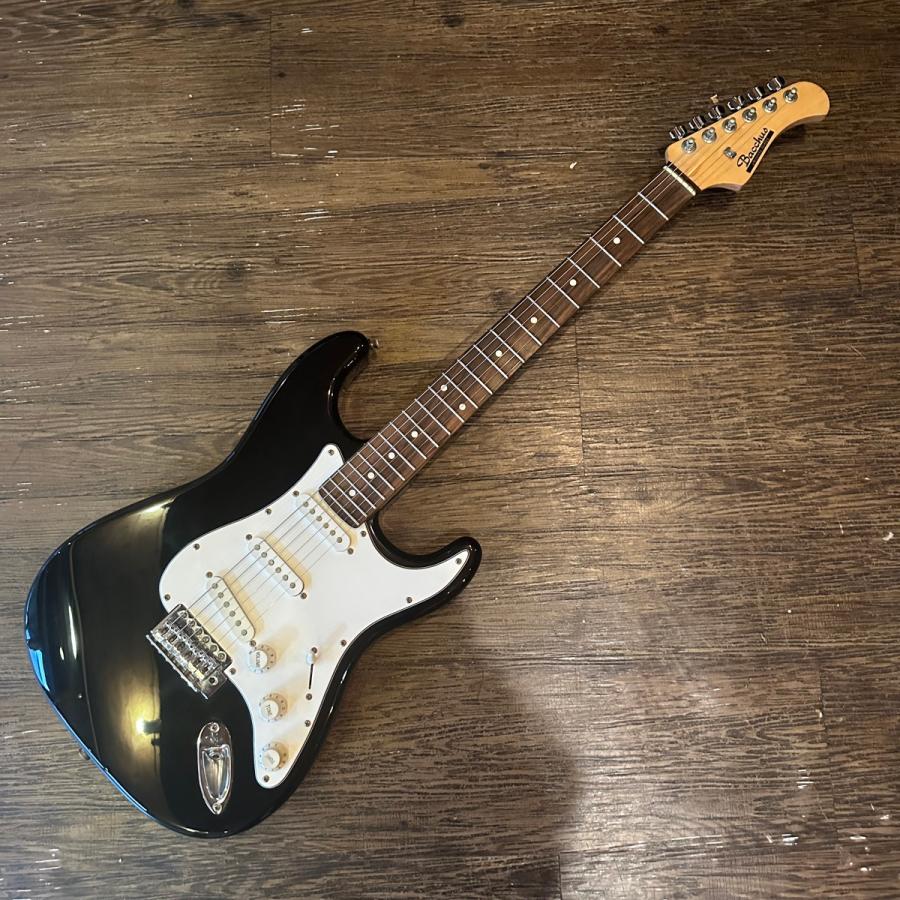Bacchus（バッカス） Bacchus BST-250R Universe Series エレキギター