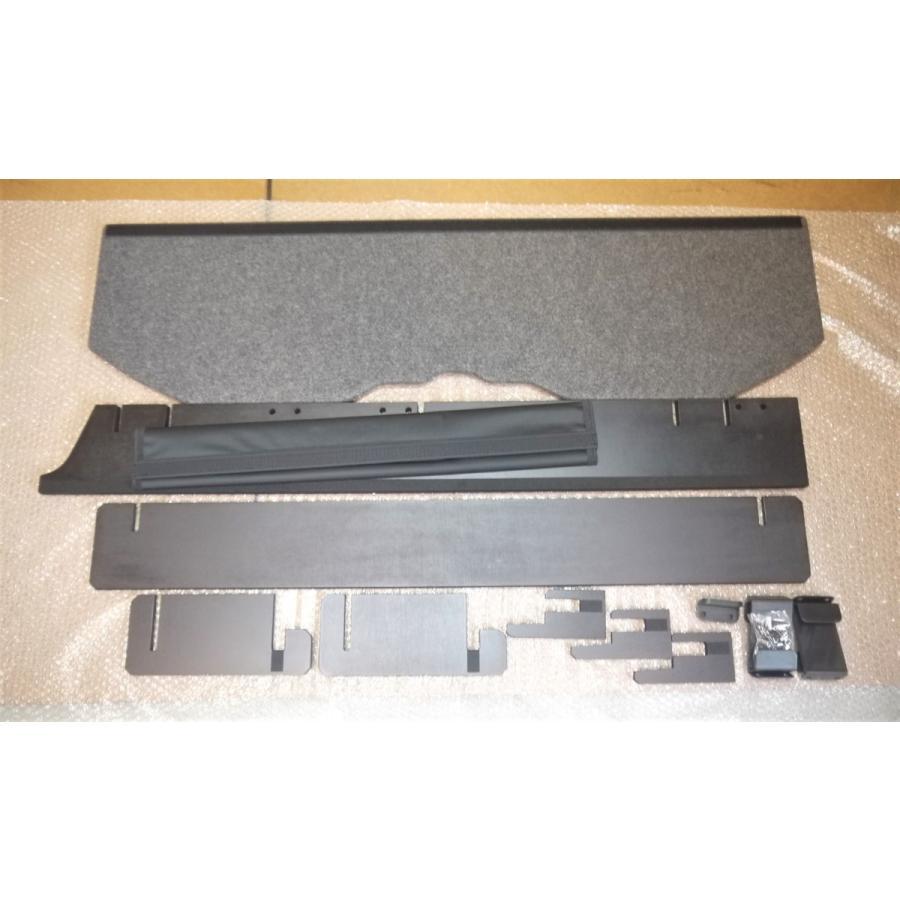 エルグランド エルグランド[ELGRAND] E52 後期：純正 ラゲッジフラット