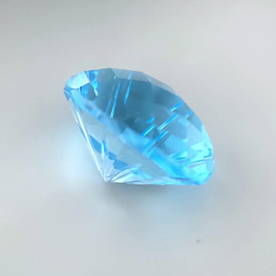 ブラジル産ブルートパーズ ルース 8.70ct【品質保証書付】 : 宝石天国