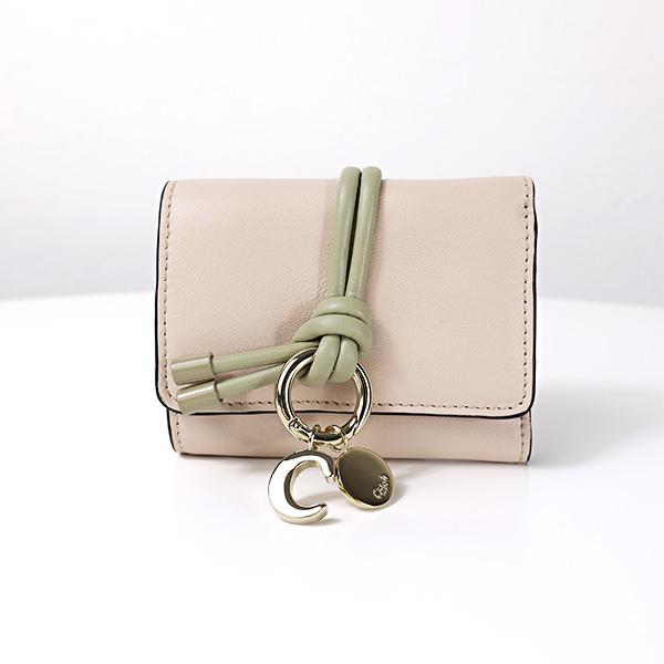 Chloe（クロエ） 三つ折り財布 Alphabet Tri-Fold Wallet