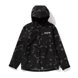 A BATHING APE（アベイシングエイプ） マウンテンパーカー ウインド