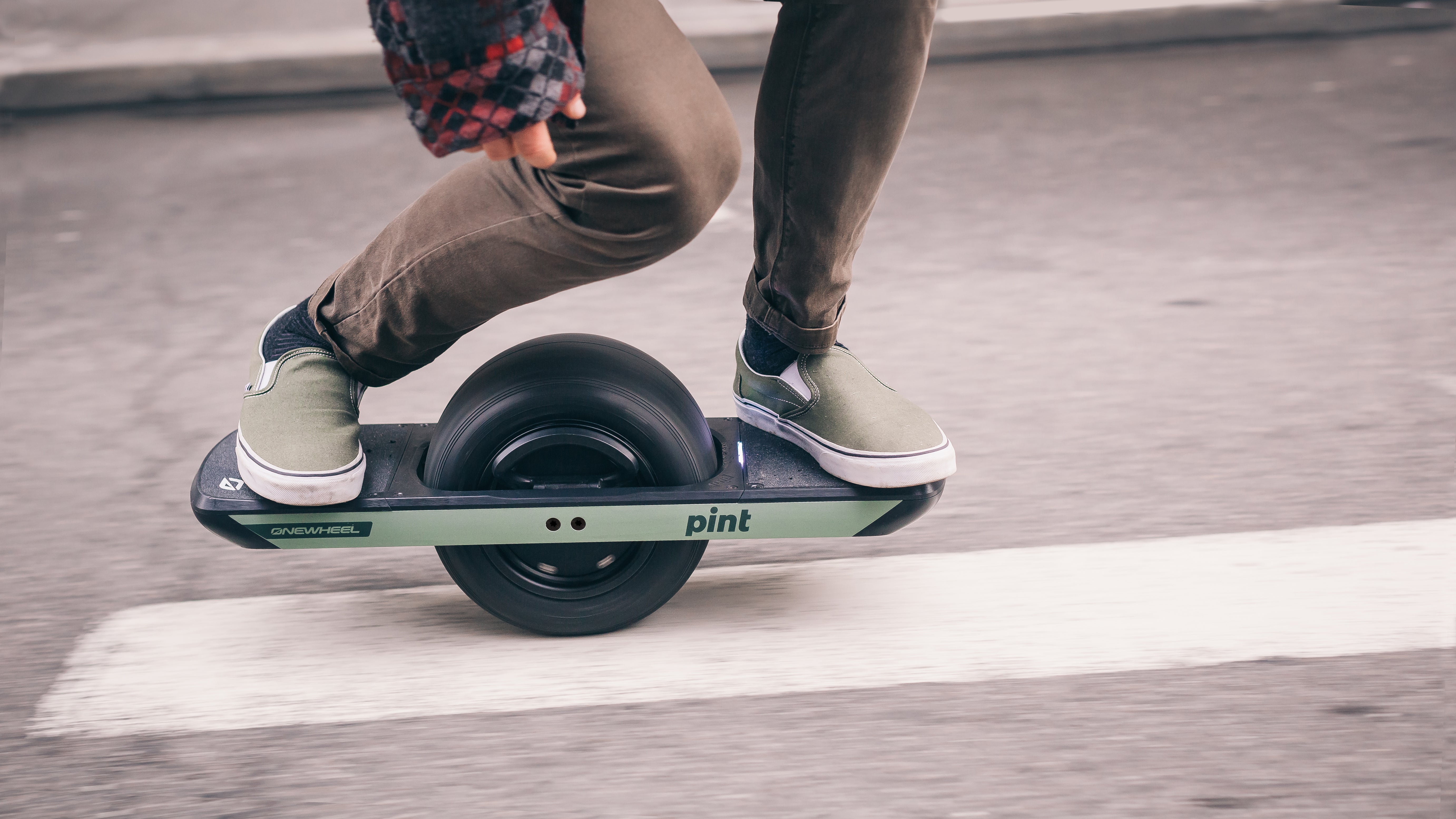 Onewheel Pint - Call to Order - In-Store Pickup - (708)710-2316