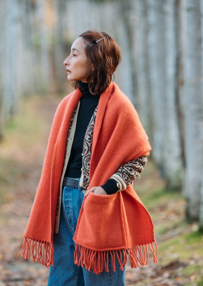 UNI pocket shawl（orange） – LAPUAN KANKURIT（ラプアンカンクリ）