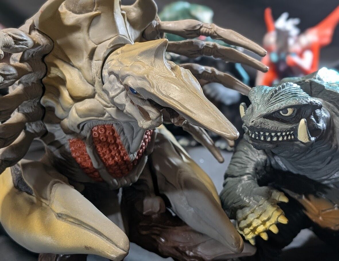 平成ガメラ＆対戦怪獣（バンダイ）ソフビフィギュア7体セット : 恐竜