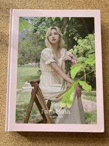 Amazon.co.jp: TWICE Mina - Yes, I am Mina. 1ST PHOTOBOOK (PinkVer