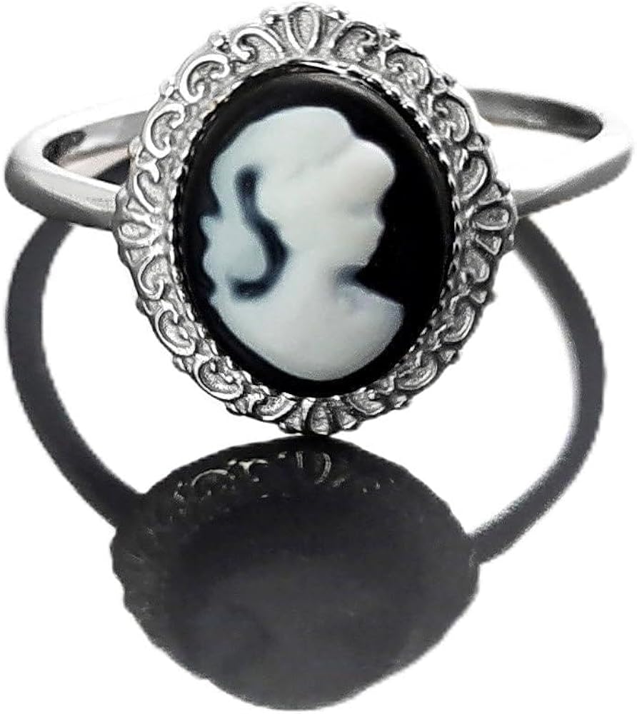 Cameo Ring - Sterling Silver Black and white Resin Stone Cameo