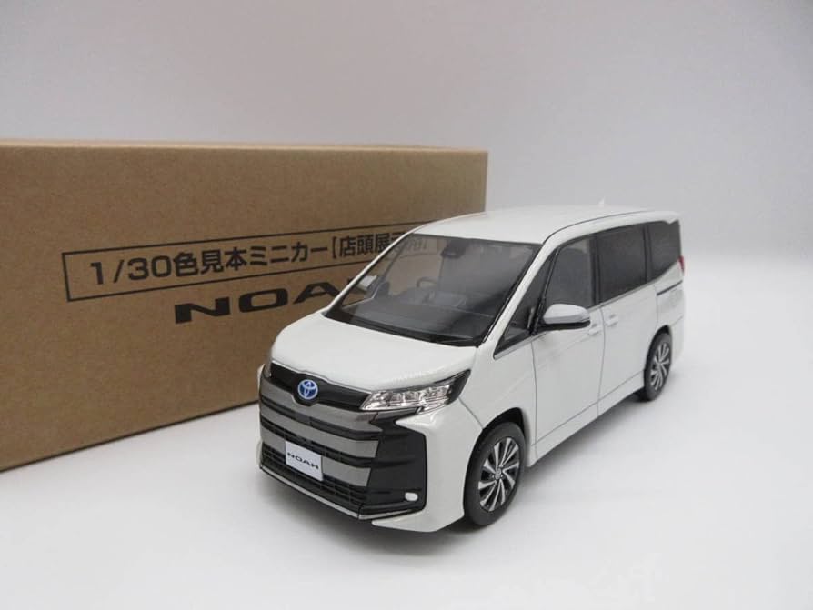 Amazon | 1/30 トヨタ 新型ノア S-Z 2022年モデル カラーサンプル