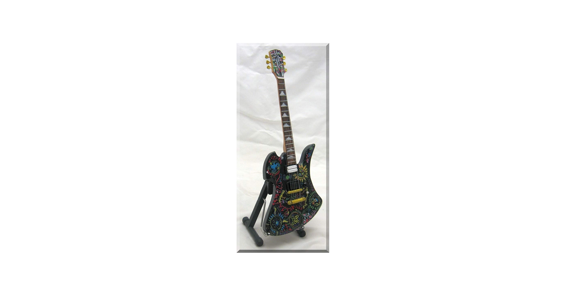 Amazon | X- Japan HIDE 隠すミニチュアギター Fernandes 新しい