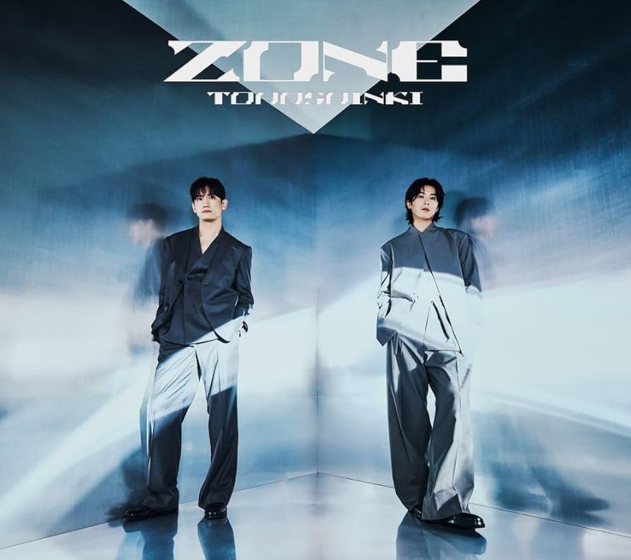 Amazon.co.jp: 【 初回生産限定盤 Blu-ray 】 東方神起/ZONE : おもちゃ