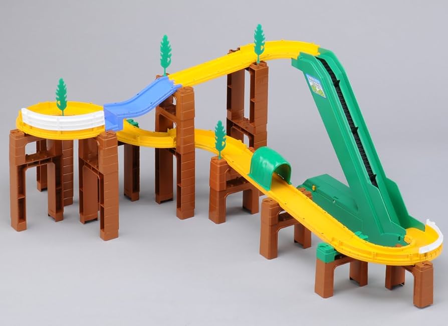 Amazon | トミカ トミカシステム 3WAY オートやまみちどうろセット