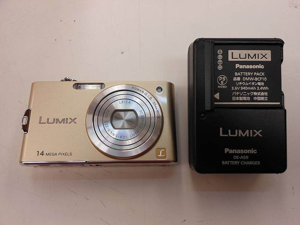 Amazon.co.jp: Panasonic Lumix Luxe Gold DMC-FX66-N Digital Camera