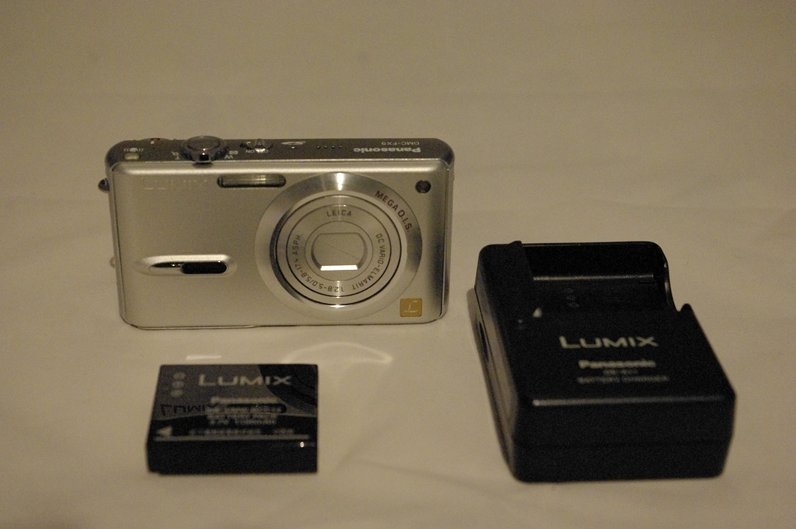 Amazon.co.jp: パナソニック DMC-FX9-S Lumix シルキーシルバー : 家電