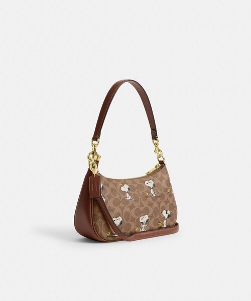 COACH X PEANUTS】テリ ショルダー バッグ・シグネチャー キャンバス