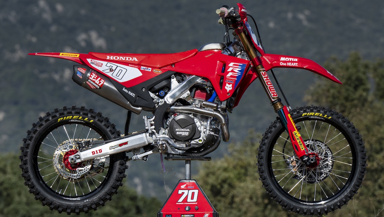 こっそり覗いてみましょう！ 2025 ホンダ CRF450 & CRF250 モデル