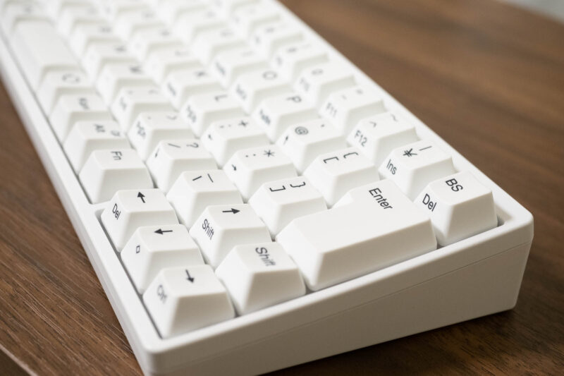 真っ白なHHKB！HHKB25周年記念モデル「雪」が数量限定で販売だぞ