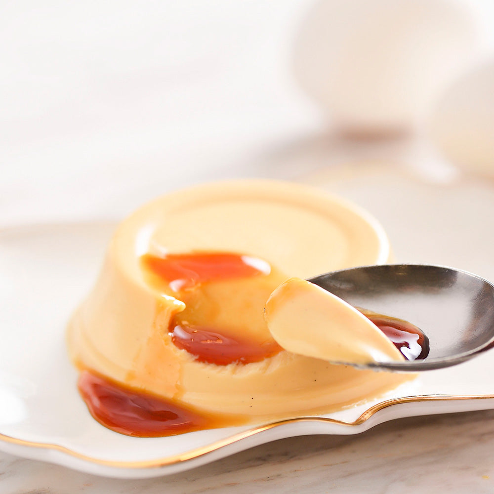 新鮮な牛乳と卵を使用した、柔らかな食感のプリン – 霧笛楼オンライン