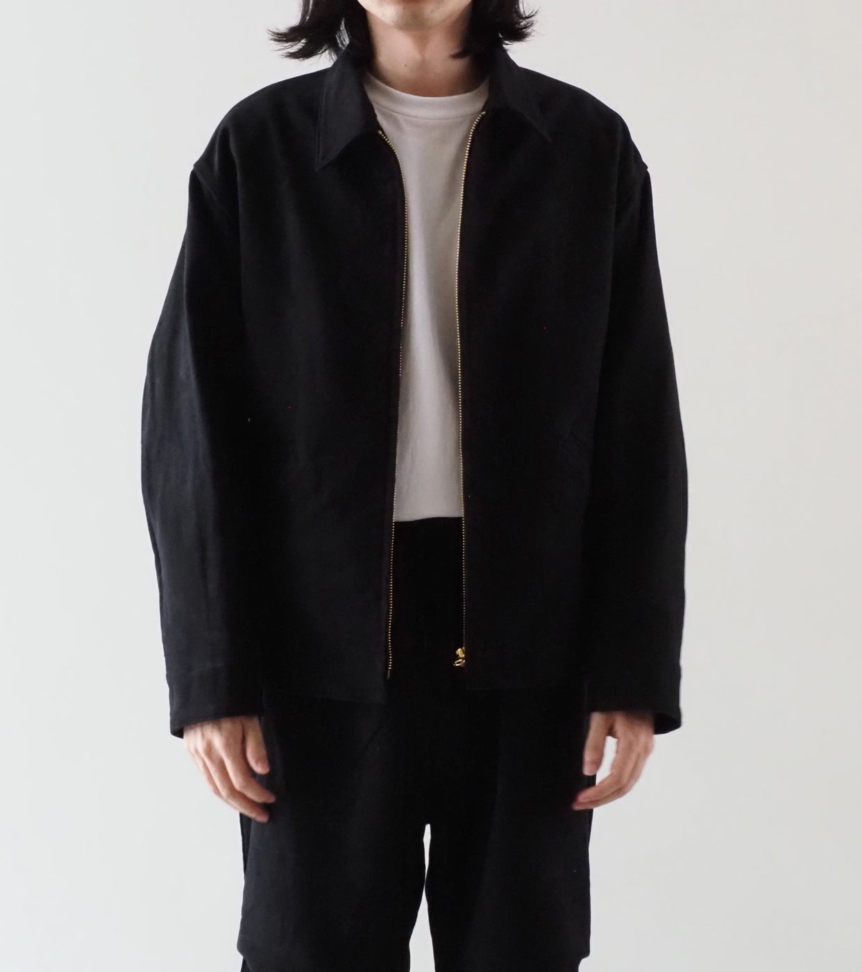 COMOLI モール スキン ジップ ショートジャケット , Black – Navyblue