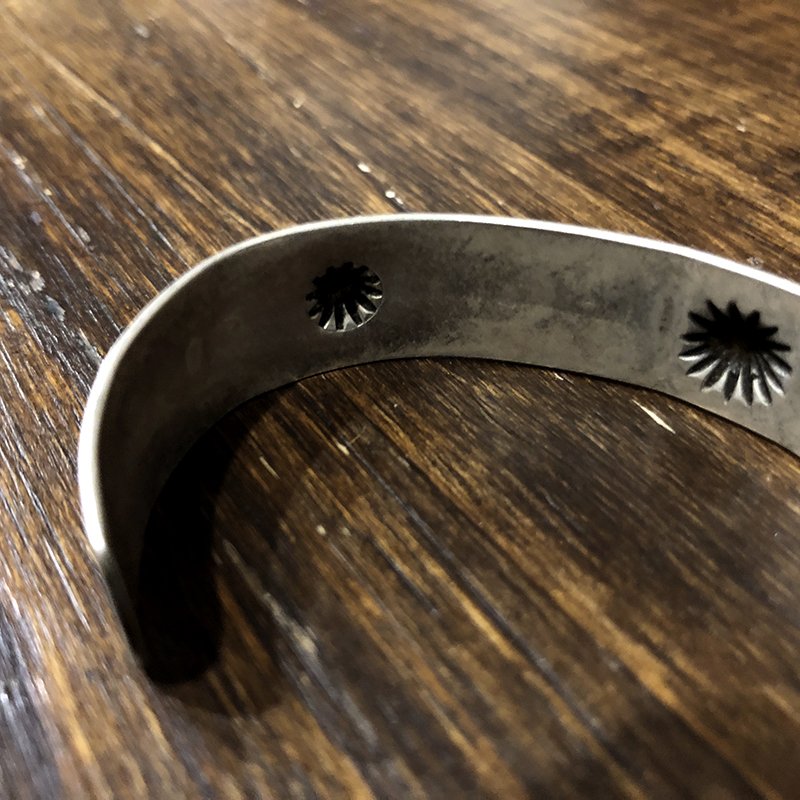 Vintage Navajo Fred Harvey Silver Cuff bracelet Bangle Shell