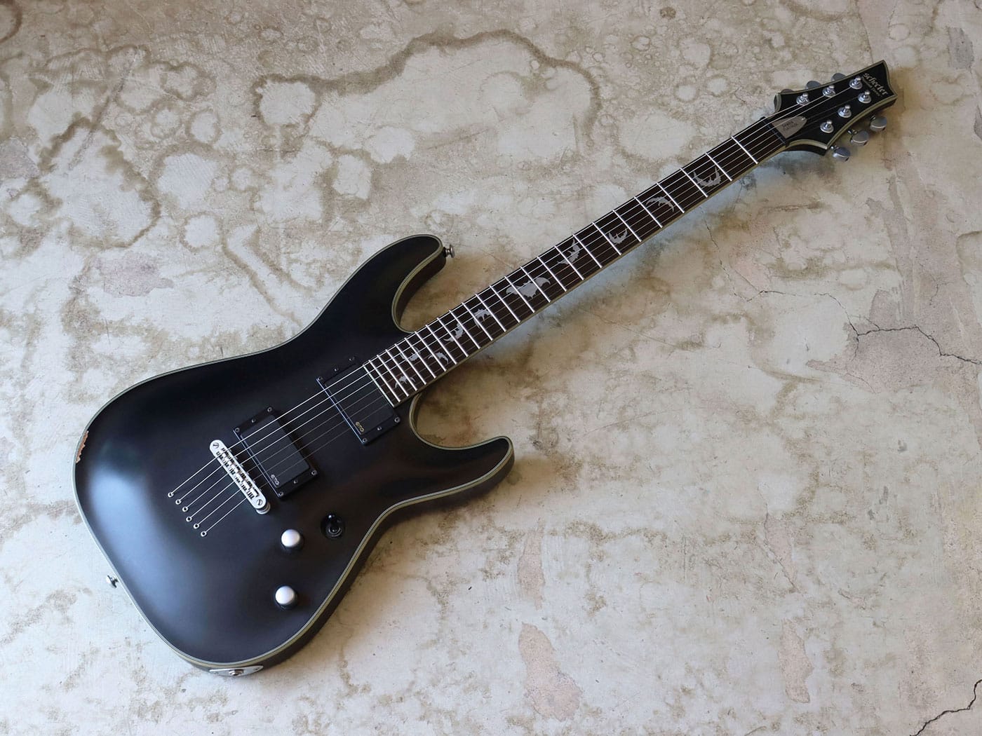 中古】SCHECTER Damien Platinum-6 エレキギター【デジマート掲載中