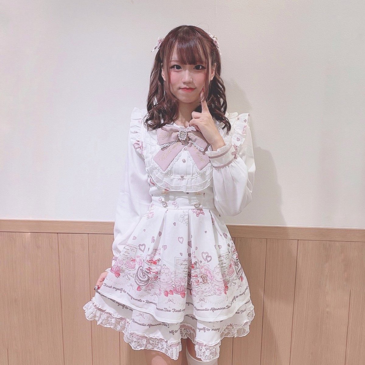 LIZLISA アフタヌーンティー柄ワンピースLIZLISA Afternoontea柄