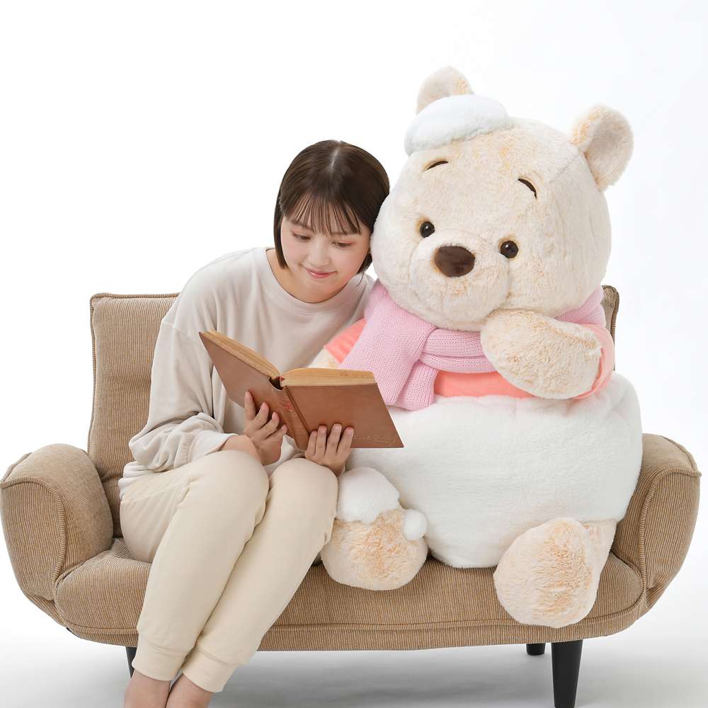 ディズニーストア プーさん ぬいぐるみ バク はちみつの壺に入ったプー